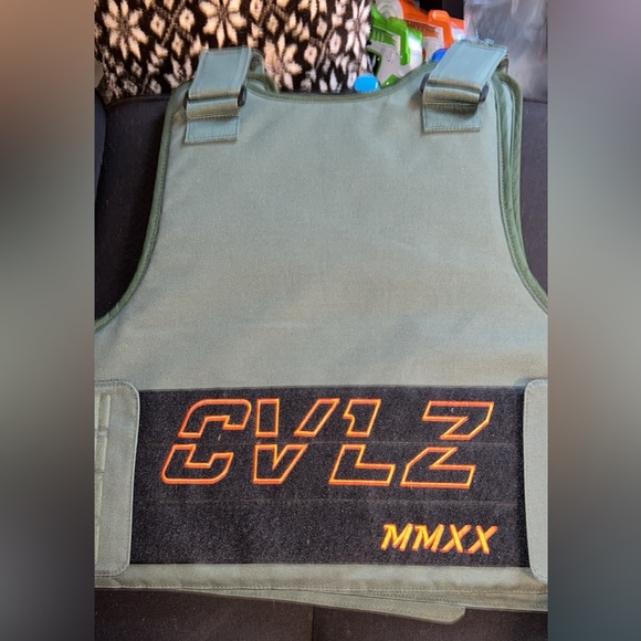 CivilizeD Vest - Picture 2 of 2